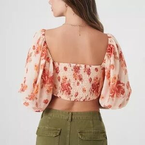 Forever 21 Printed Ruched Woven Womens
Square NeckElbow Sleeve Crop Top